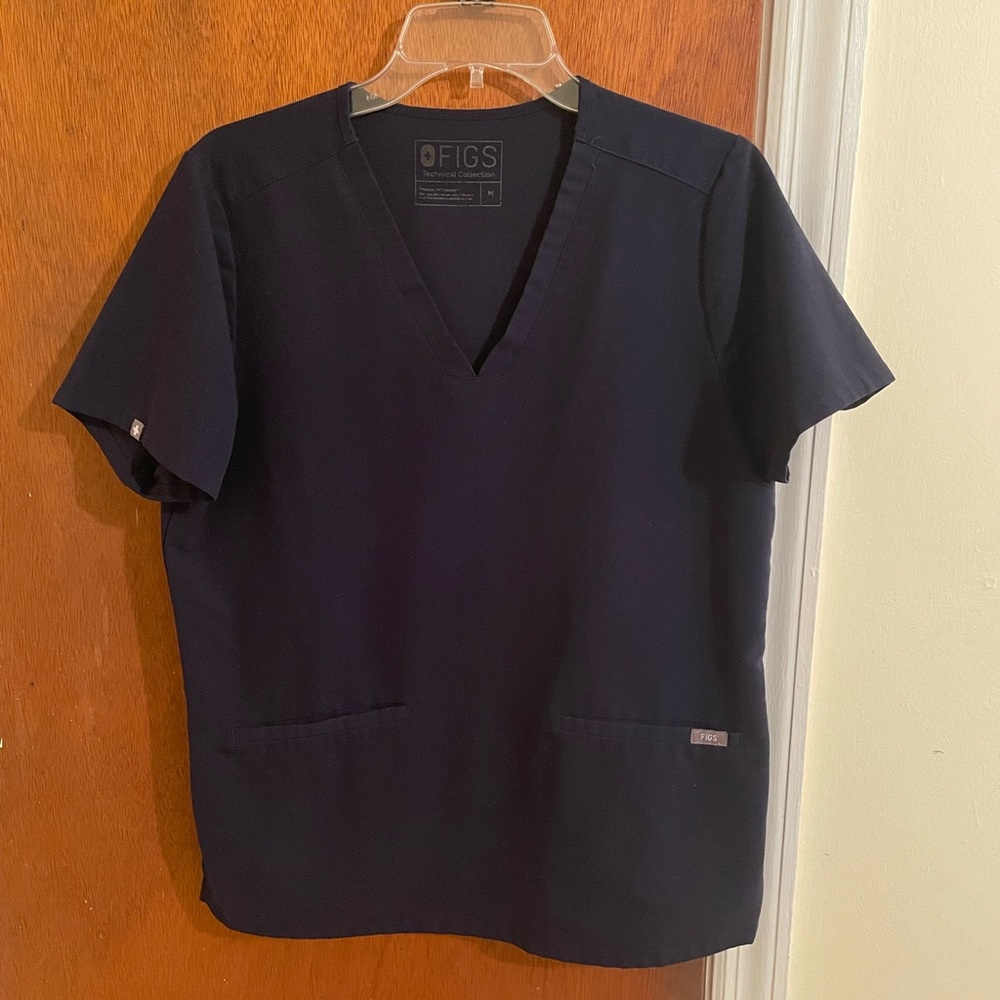 FIGS Scrub Top